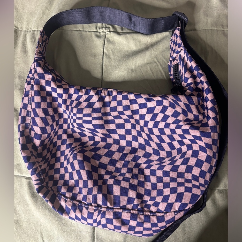 Baggu Trippy Medium Crescent